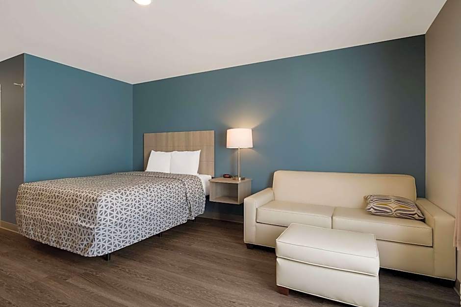 WoodSpring Suites Grand Rapids Kentwood