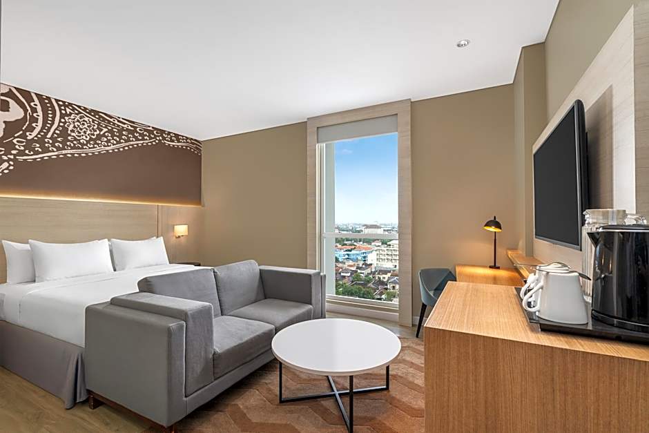 Mercure Solo