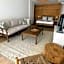 Sesimbra Natural Room and private access
