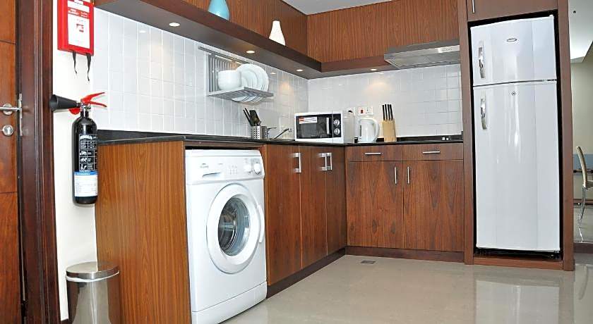 Phoenix Plaza Hotel Apartments