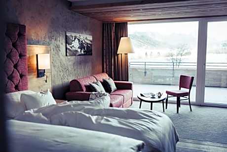 Superior Double Room with Balcony