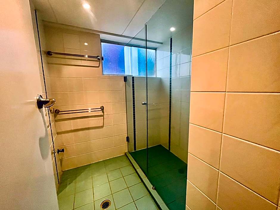 Park Towers-Goodwin Towers Holiday Units