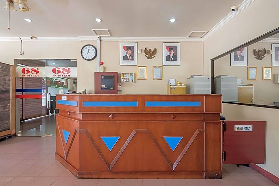 RedDoorz near Nagoya Citywalk Batam 2