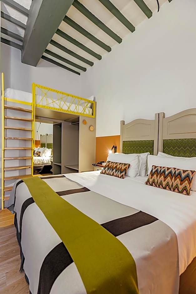 Hotel Priori Secret Garden