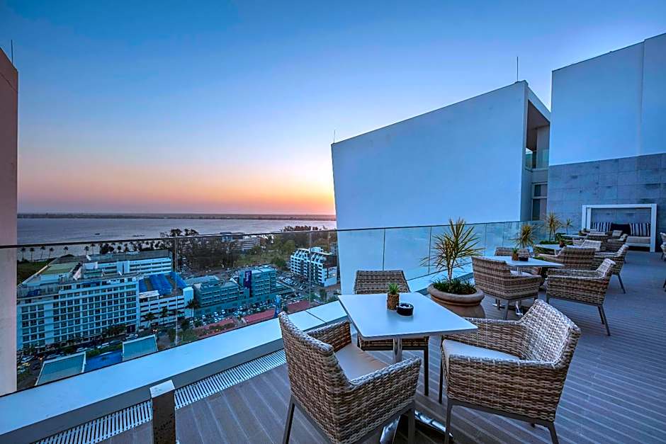 Meliá Maputo Sky