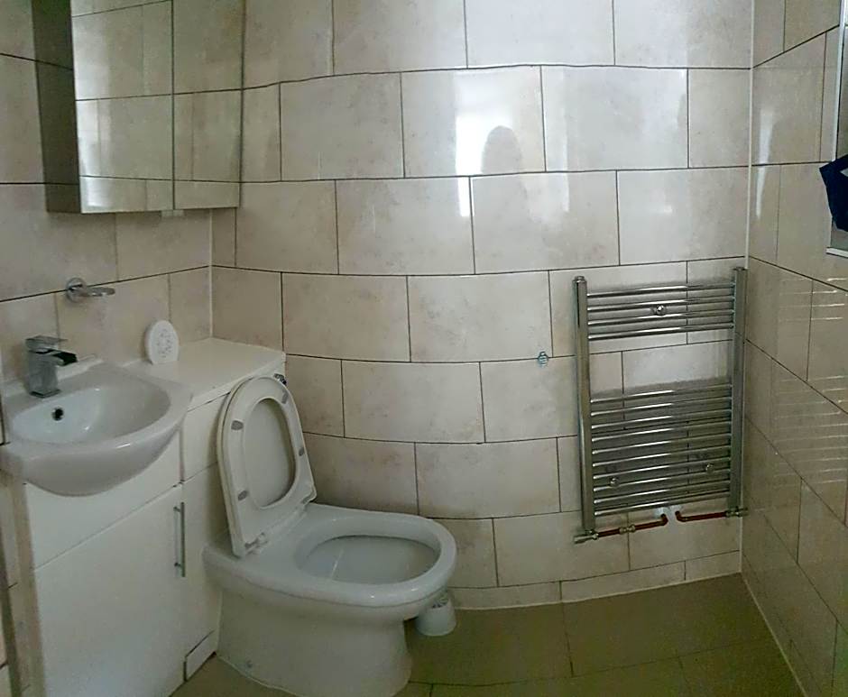 Private Rooms near Hither green Station