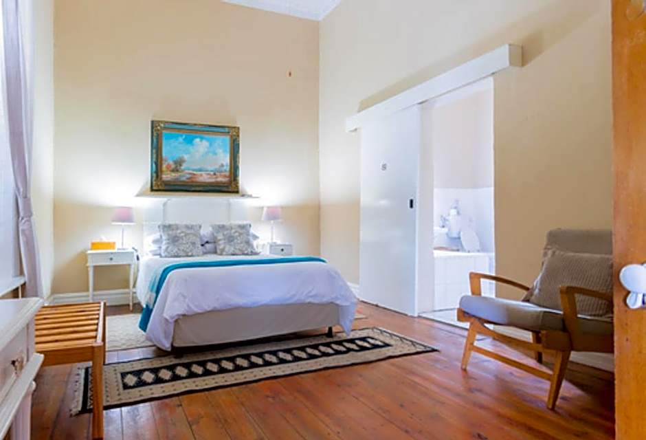 NANNA ROUS' TOWN HOUSE