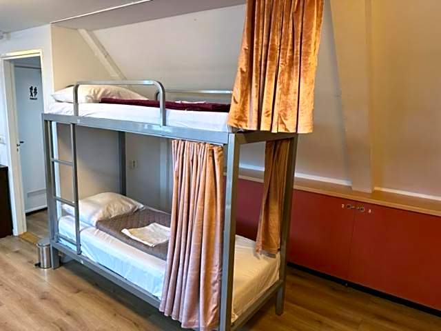 Room Mate Hostel Amsterdam Zaandam