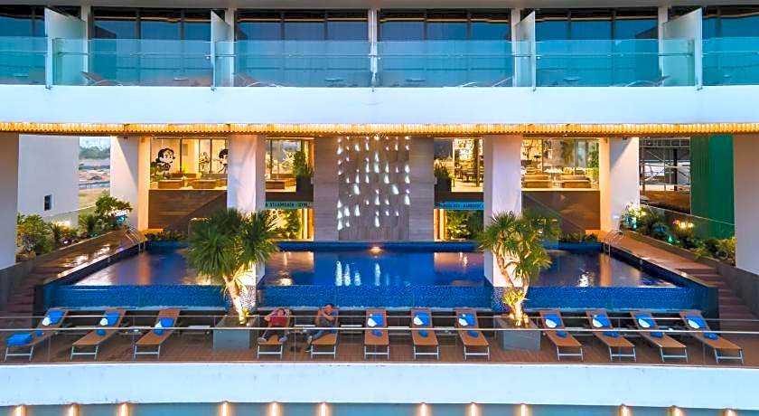 Queen Ann Nha Trang Hotel