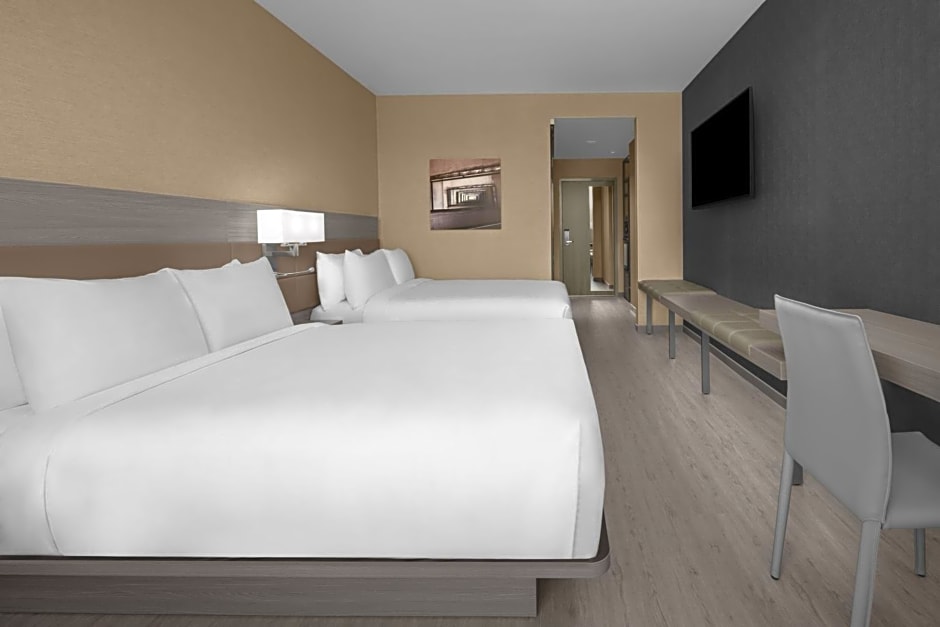 AC Hotel by Marriott St Louis Central West End