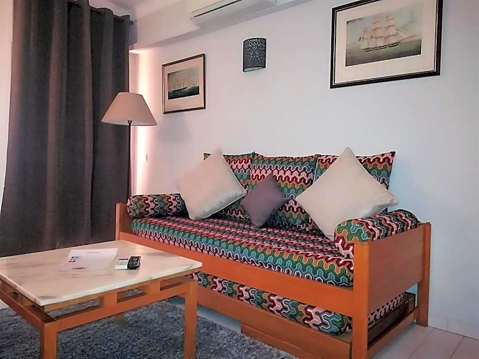 Apartamentos Turisticos Lindomar