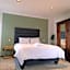 Guinea Fowl Lodge - Lagoon & Heads View B&B, Central Knysna
