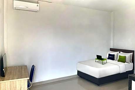 Urbanview Hotel Juanda Kota Agung by RedDoorz