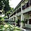 Muntri Grove Hotel