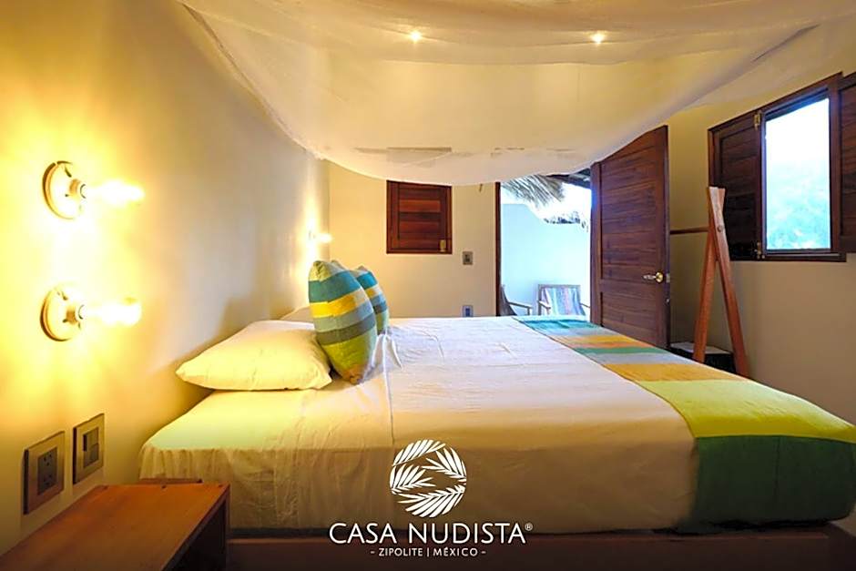 Casa Nudista - LGBT Hotel