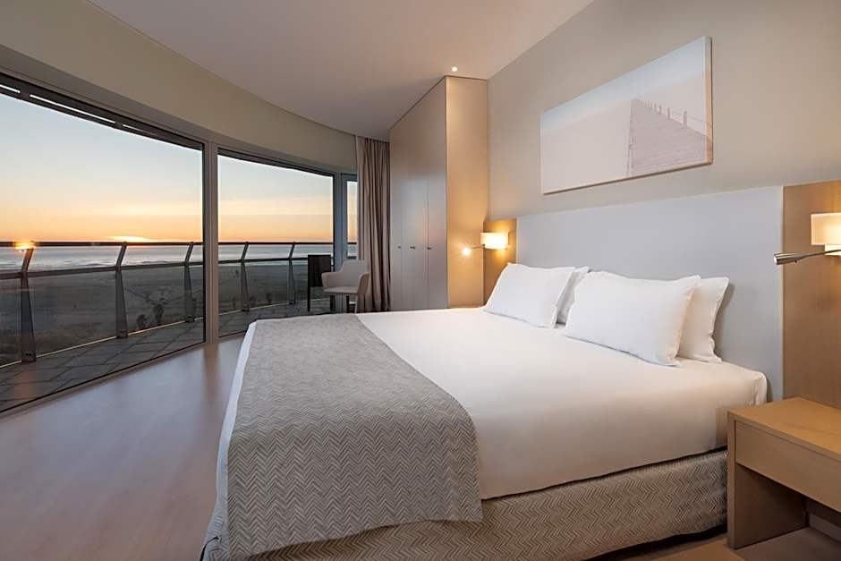 Eurostars Oasis Plaza