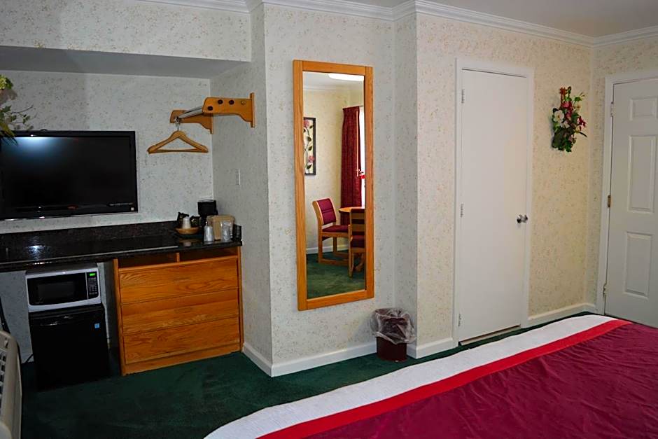 Travelers Inn