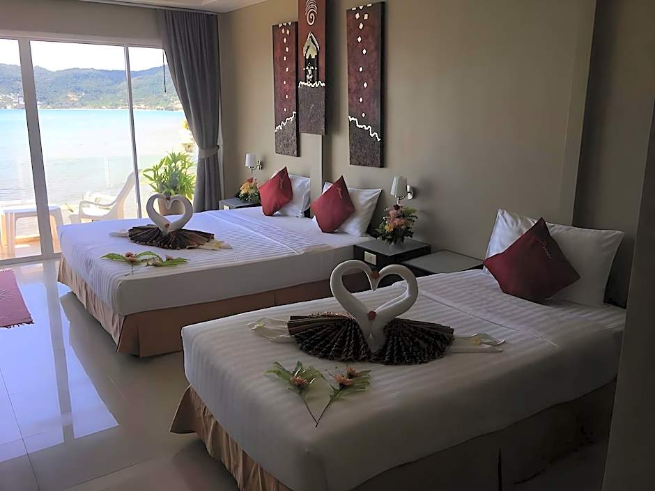 The Front Hotel and Apartments