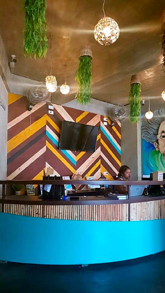 Happiness Hostel El Nido