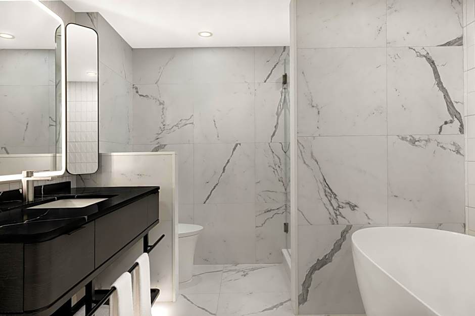 Revery Toronto Downtown, Curio Collection by Hilton