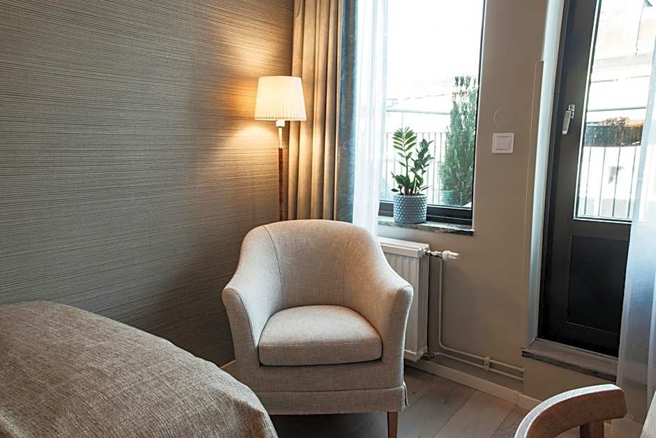 Home Hotel Wellington