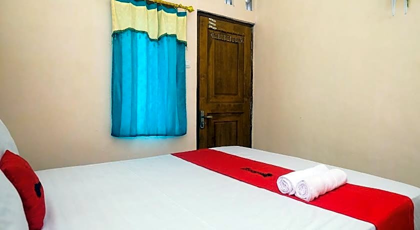 RedDoorz Syariah near Exit Toll Palur