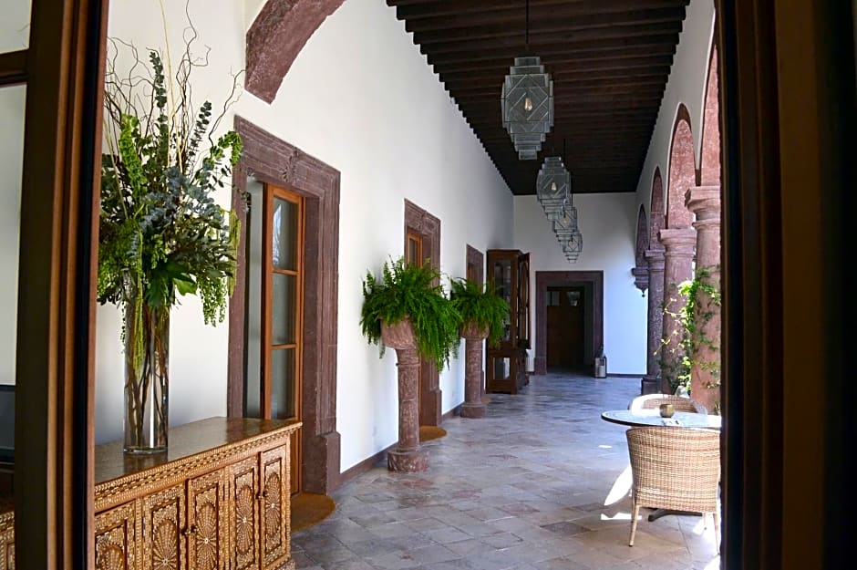 HOTEL CASA BLANCA 7