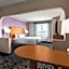 La Quinta Inn & Suites by Wyndham Jackson Airport/Pearl