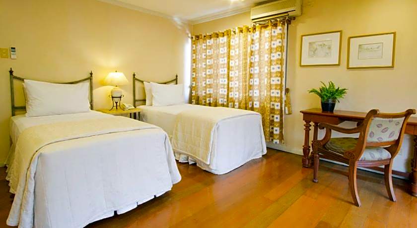 Sophia Suites Residence Hotel