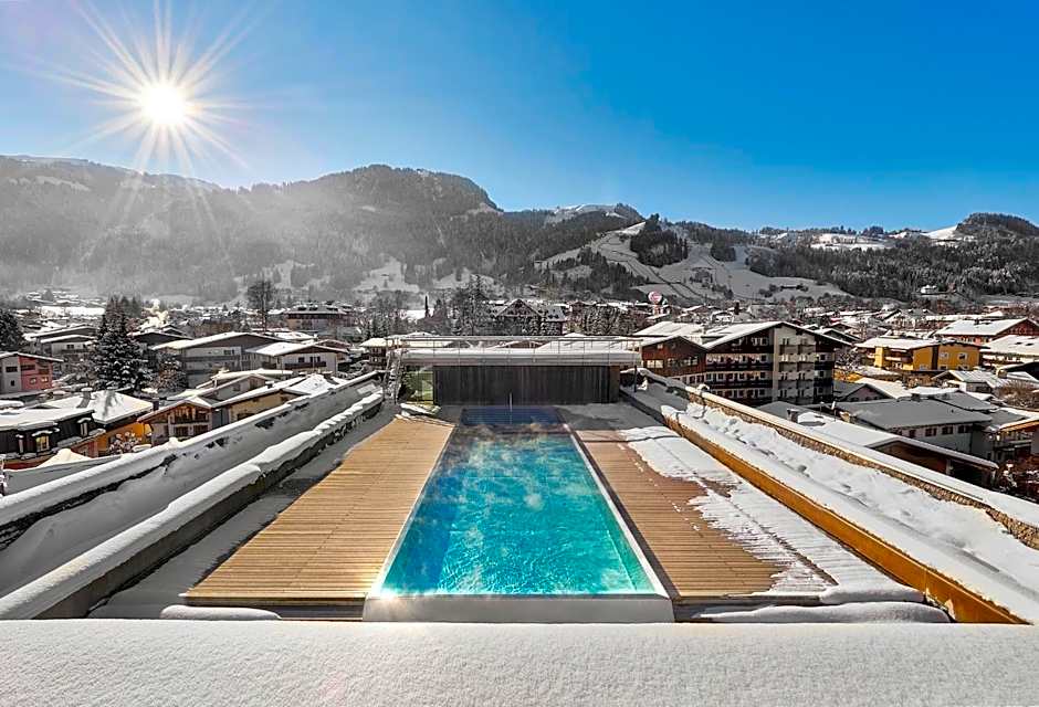 Schwarzer Adler Kitzbuhel - Adults Only
