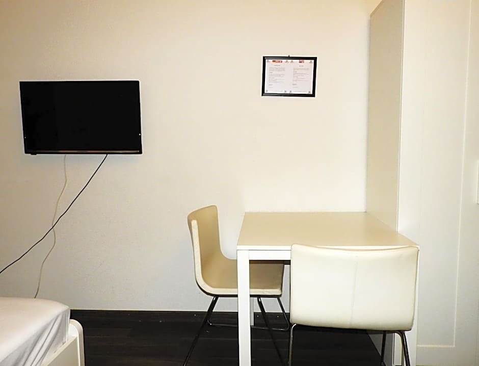 INSIDE Five Hotel