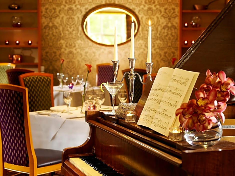 Hotel Westport - Leisure Spa and Conference