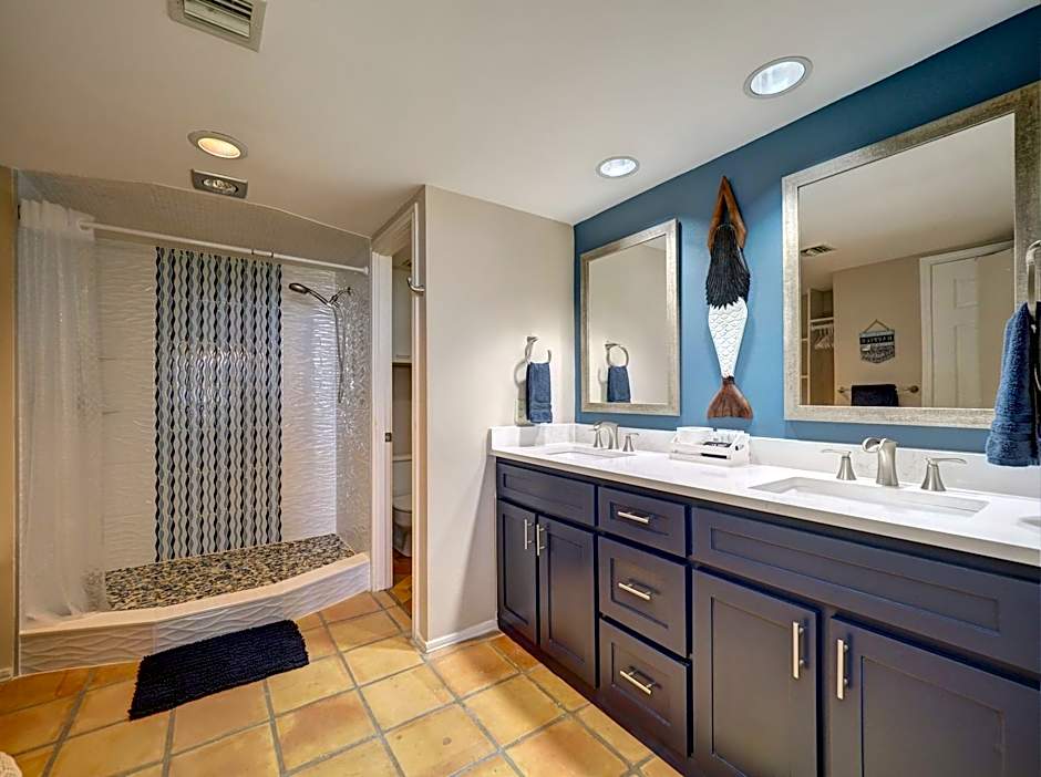 Costa Crinks at Aransas Princess