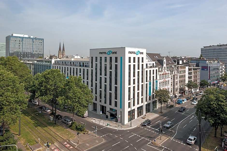 Motel One Düsseldorf Hauptbahnhof