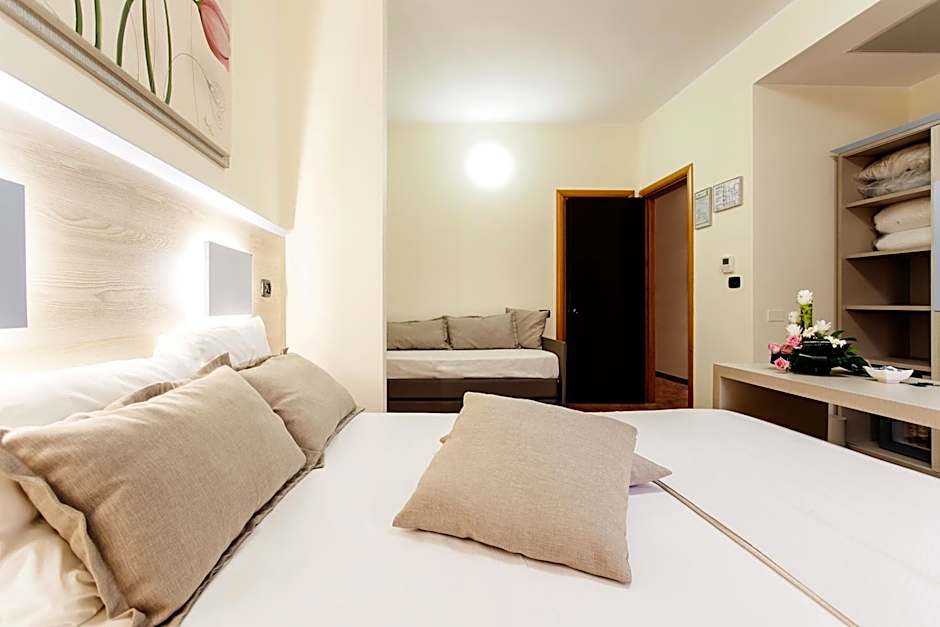 Photo 1 of 4 of 1 Double Bed or 2 Beds