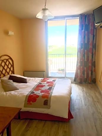 Double Room with Port view, terrace, air conditioning with children 