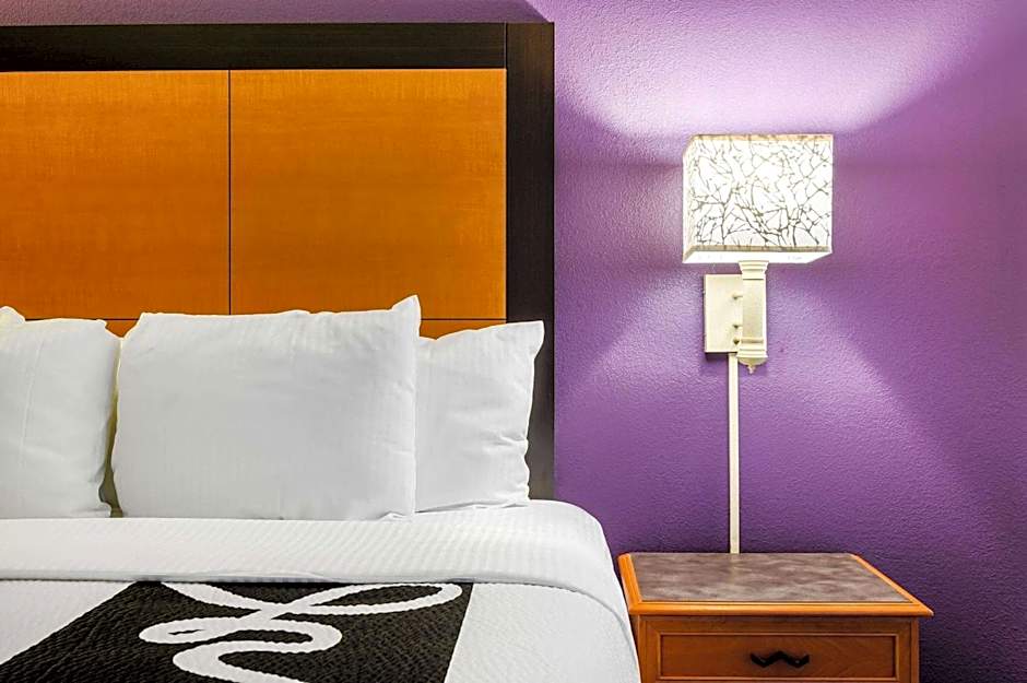 La Quinta Inn & Suites by Wyndham Myrtle Beach Broadway Area