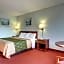 Econo Lodge Inn & Suites Forest