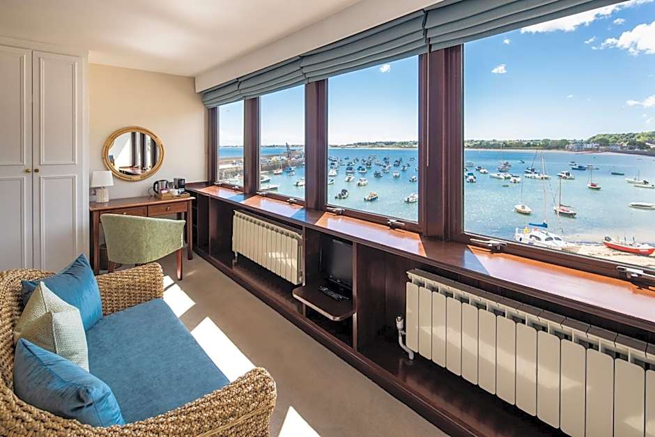 The Moorings Hotel & Restaurant