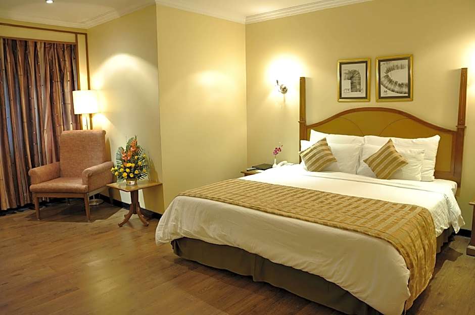 Aditya Park-A Sarovar Portico Hotel