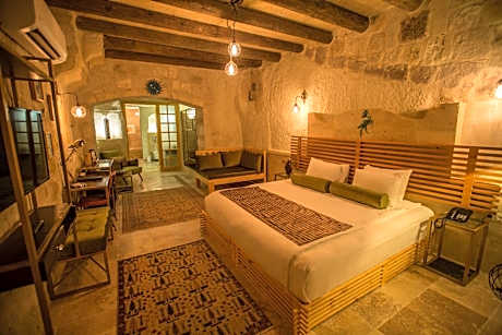 Superior Deluxe Double or Twin Room