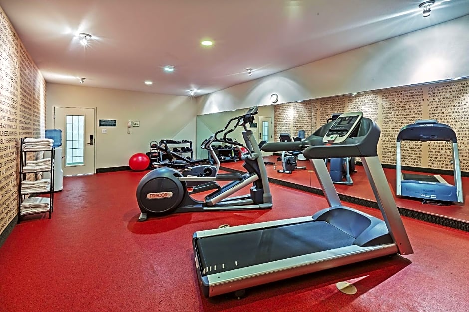 La Quinta Inn & Suites by Wyndham Paris