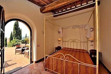 Superior Triple Room with Terrace