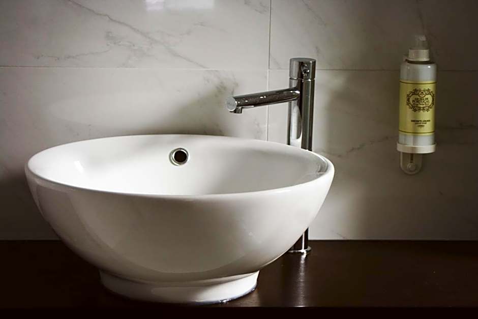 Cascais City & Beach Hotel