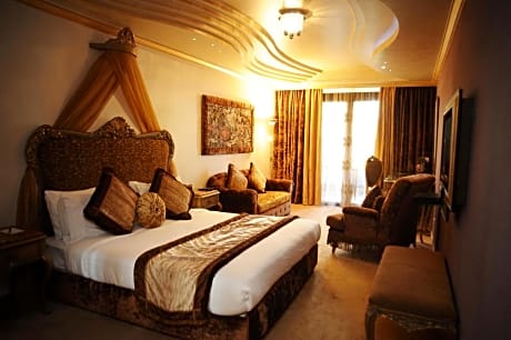 Junior Suite with Balcony