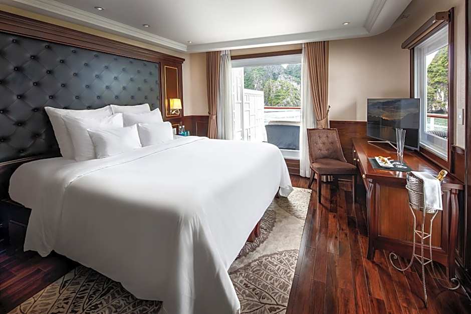 Paradise Elegance Cruise Halong