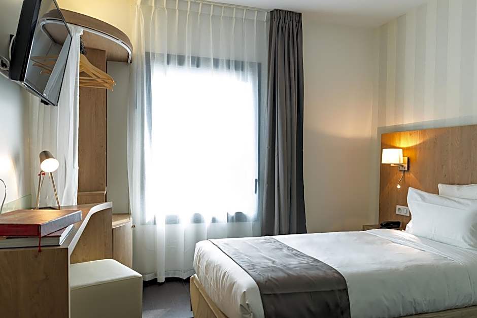 Hotel Le Pere Leon