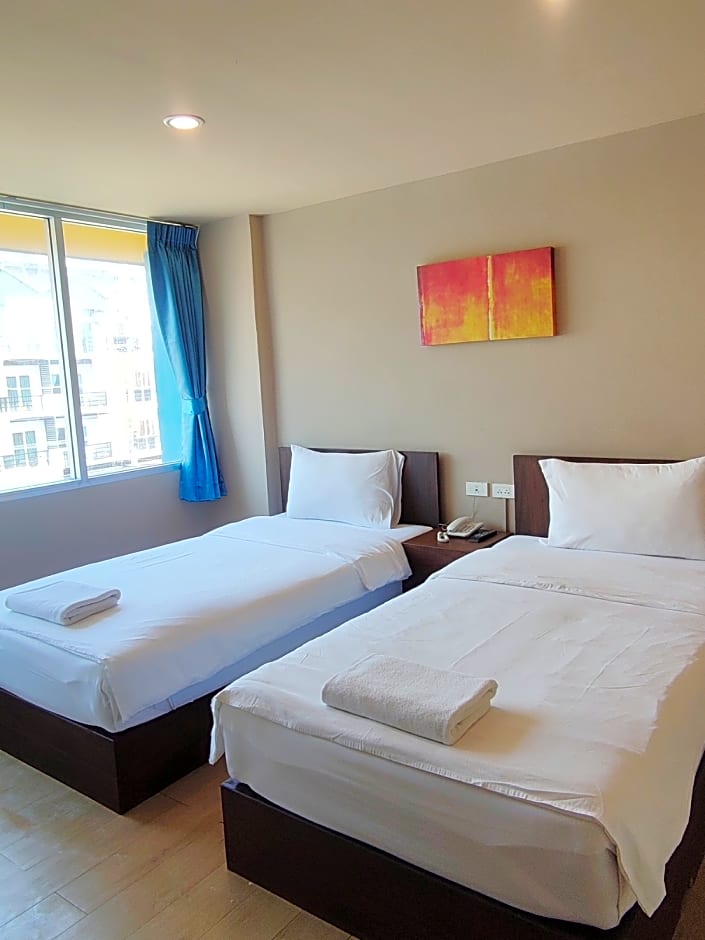 The Sea Bangsean Hotel