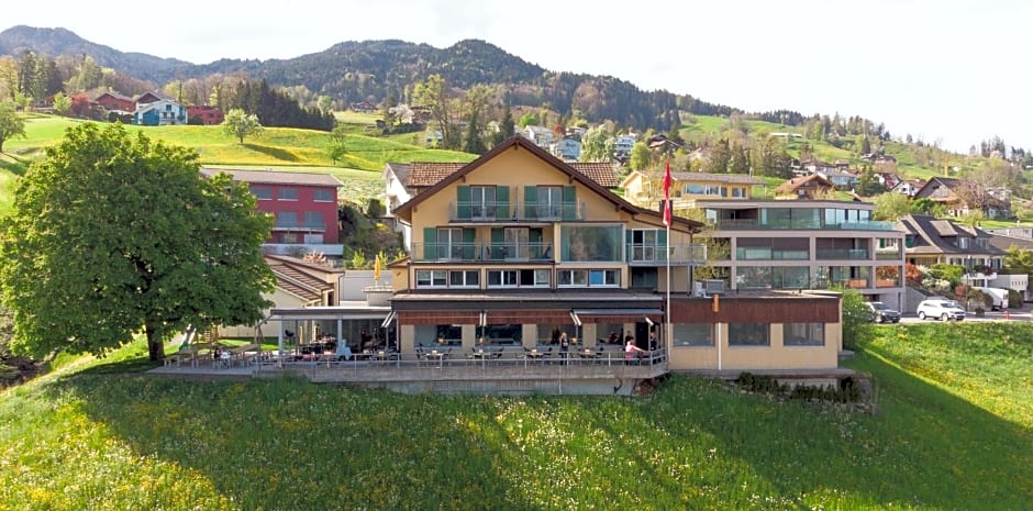 Hotel Roggerli