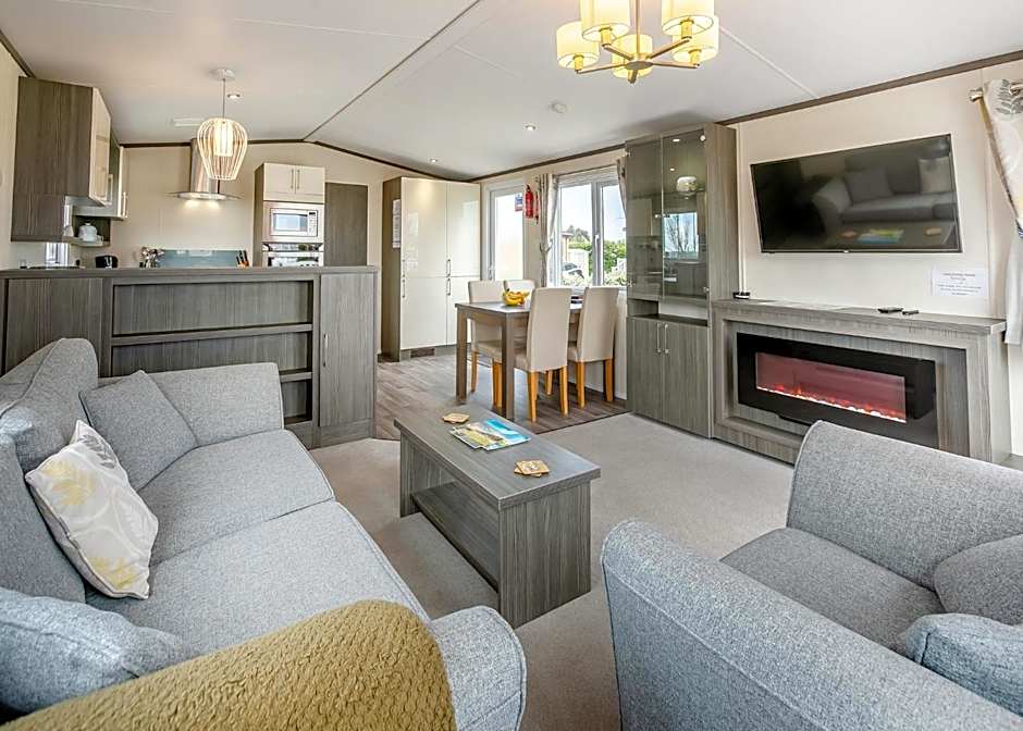 Looe Coastal Retreat